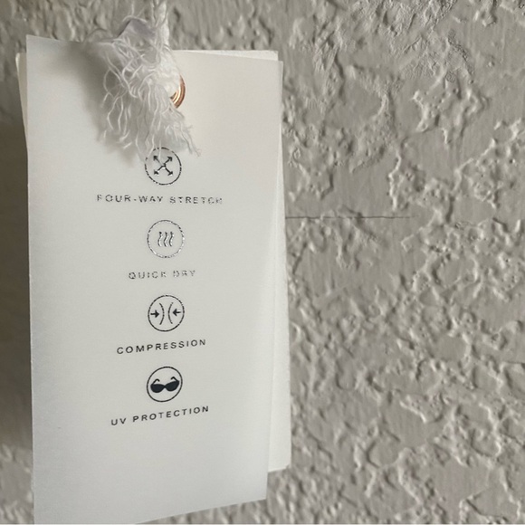 Good American Lounge Scoop Top Orion Blue Size 4 - Picture 5 of 6